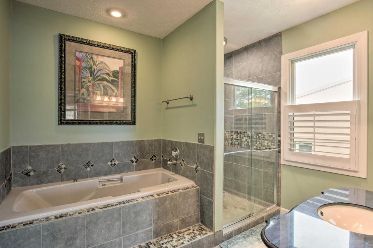 Lake Keowee Resort Condo With Balcony And Pool Access! Salem Extérieur photo